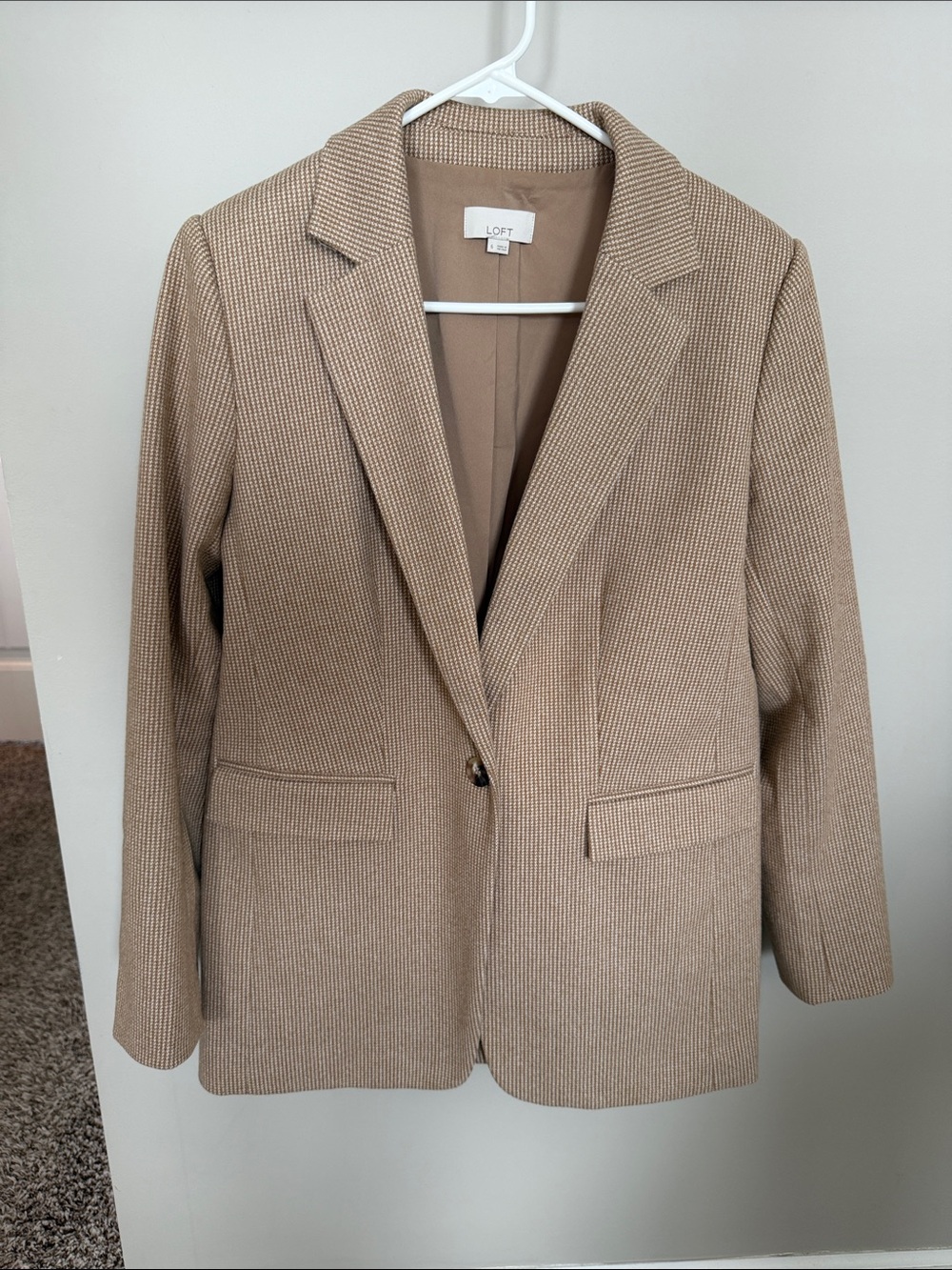 LOFT Beige/Tan Single-Button Textured Blazer